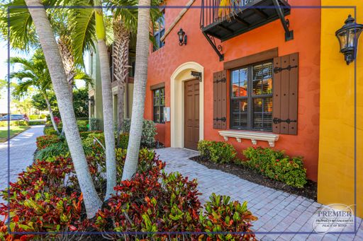 ***OLE LELY***FULLY FURNISHED ANNUAL***2 Bedroom/2 Bath VILLA***TWO CAR GARAGE***Fully Furnished - Lely Resort*** – photo 1