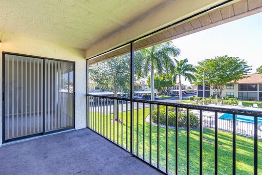 4241 Chantelle Drive D-202, Naples, FL 34112