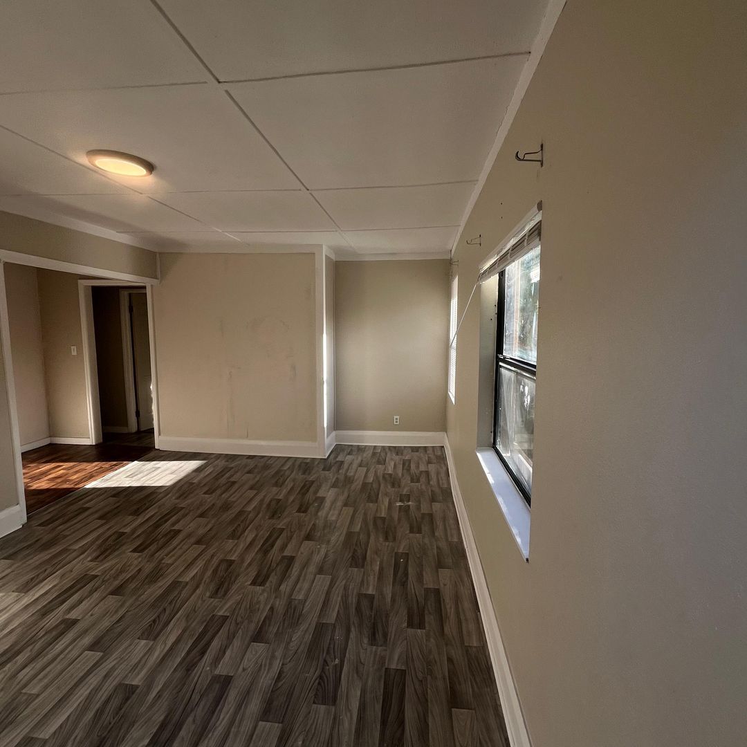 Fort Myers Apartment: 3619 Seminole Avenue