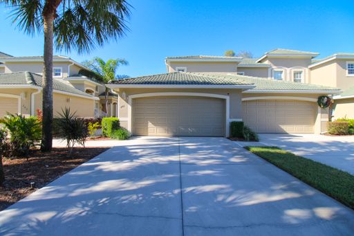 3435 Laurel Greens Lane S Unit 201, Naples, FL 34119