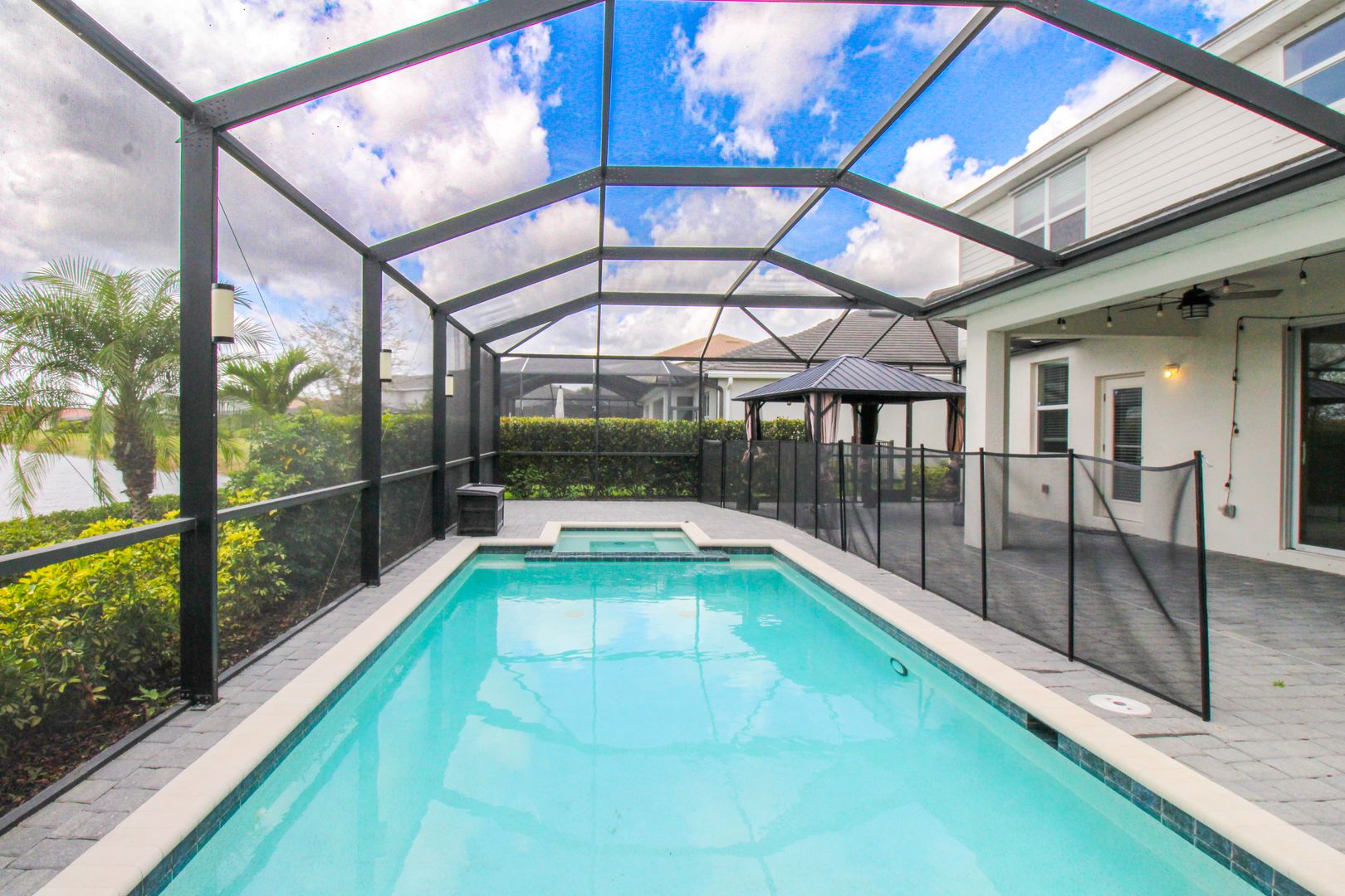 Naples House: 2380 Fallglo Street