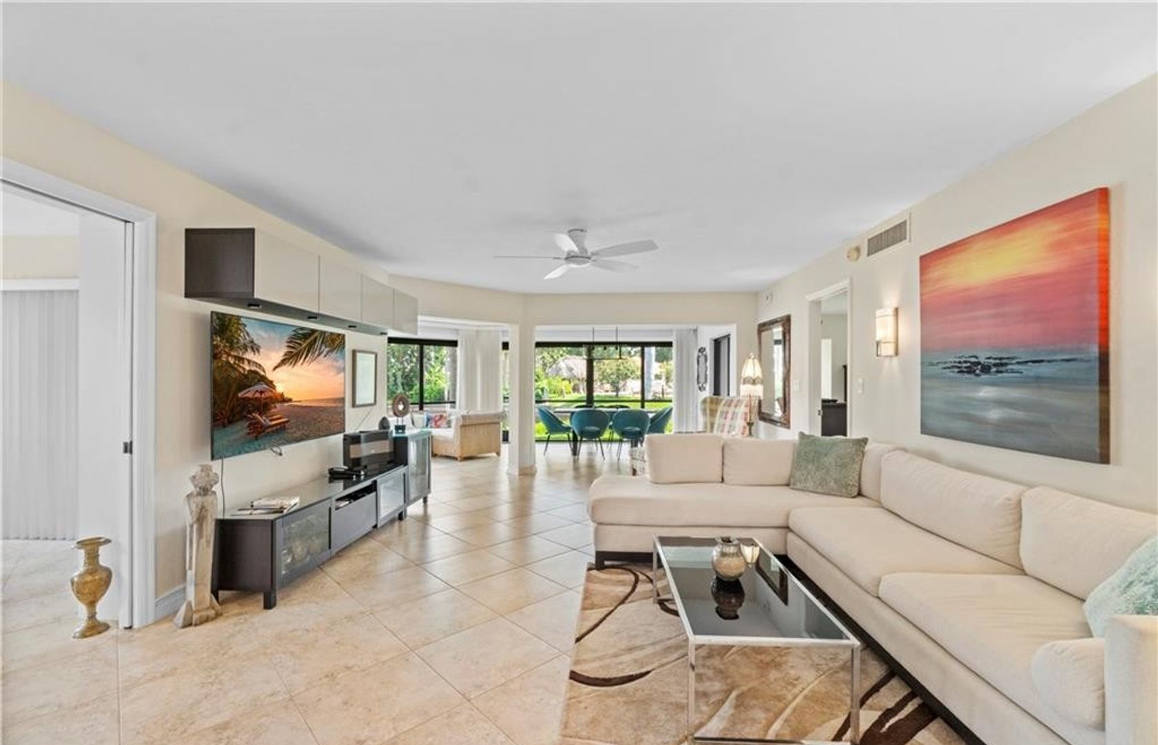 Naples House: 5890 Via Lugano Unit 101