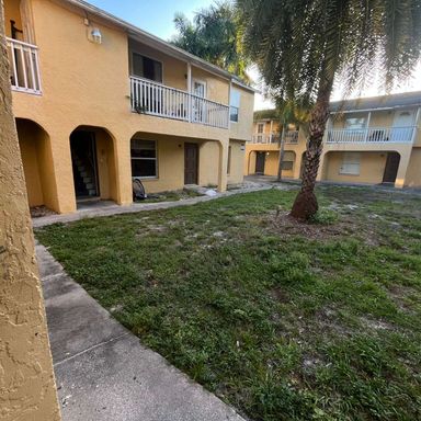 3950 Lora Street - 205, Fort Myers, FL 33916