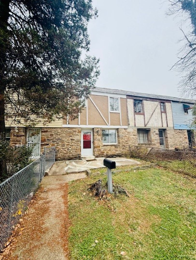 Baltimore House: 4809 Wilern Avenue