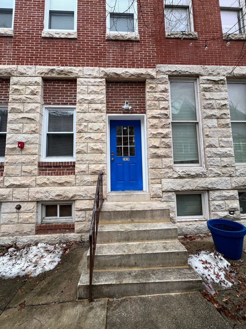 Baltimore Apartment: 2020 McCulloh Street