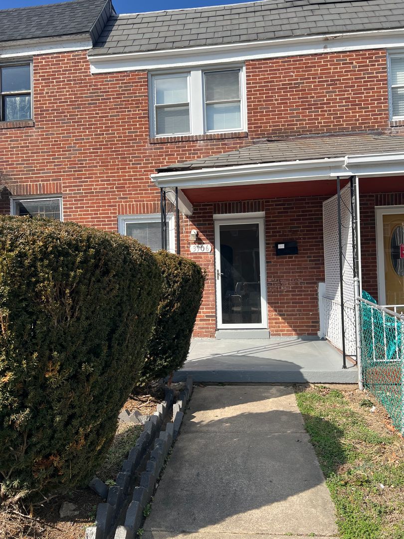 Baltimore House: 3906 Colborne Road