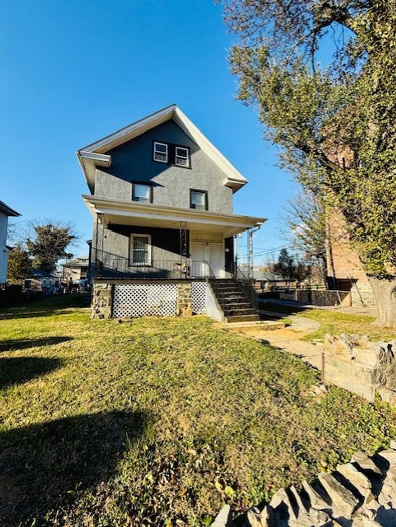 Baltimore Apartment: 2300 Tioga Parkway