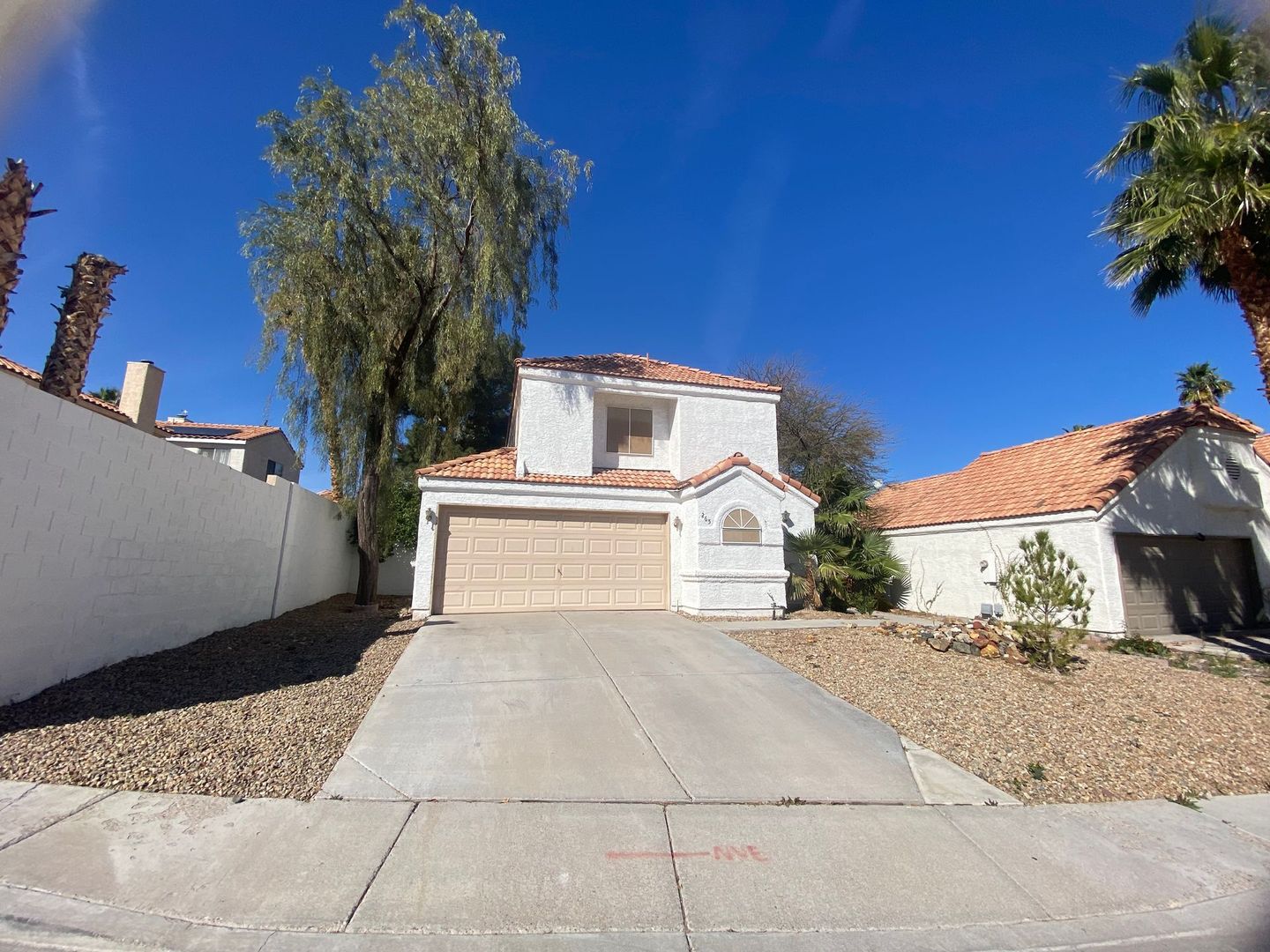 Henderson House: 265 Aspen Knoll