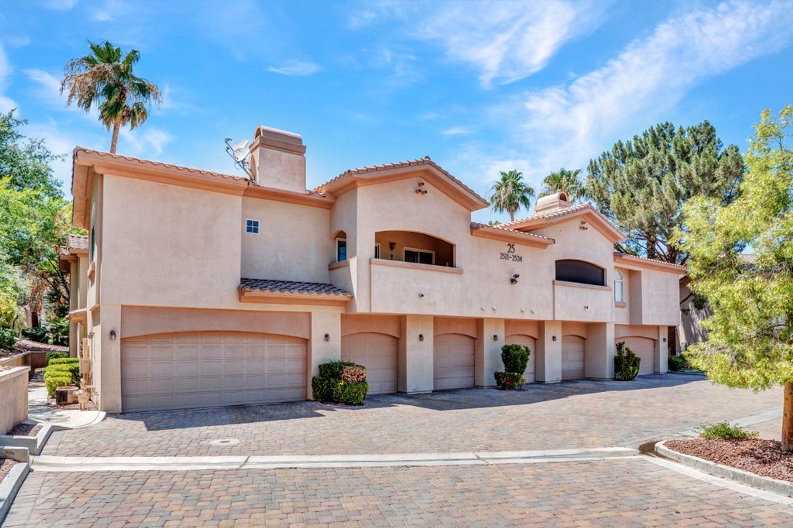 Henderson Condo: 2050 West Warm Springs Road #2512