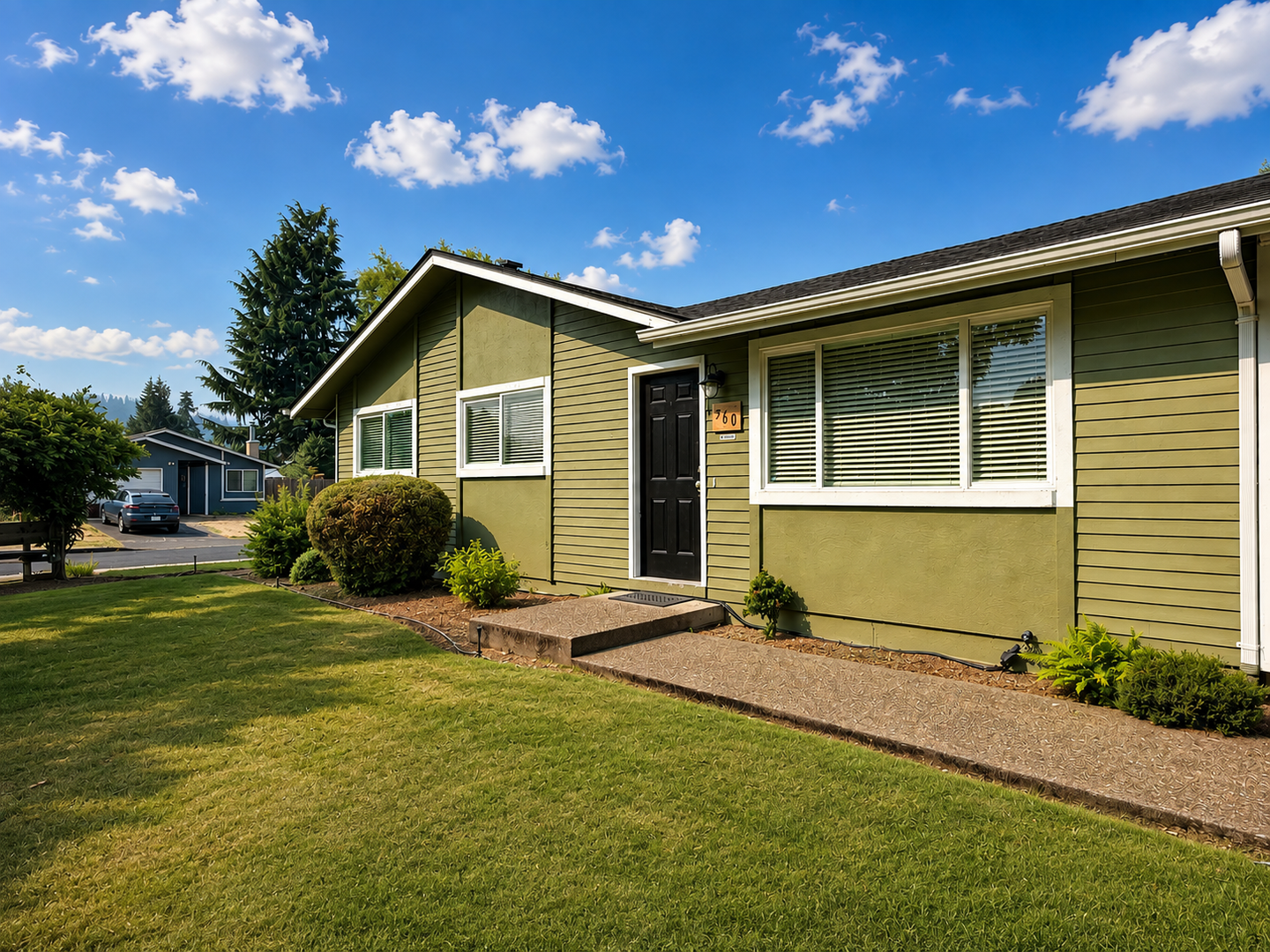 Eugene Apartment: 595 Mar Loop