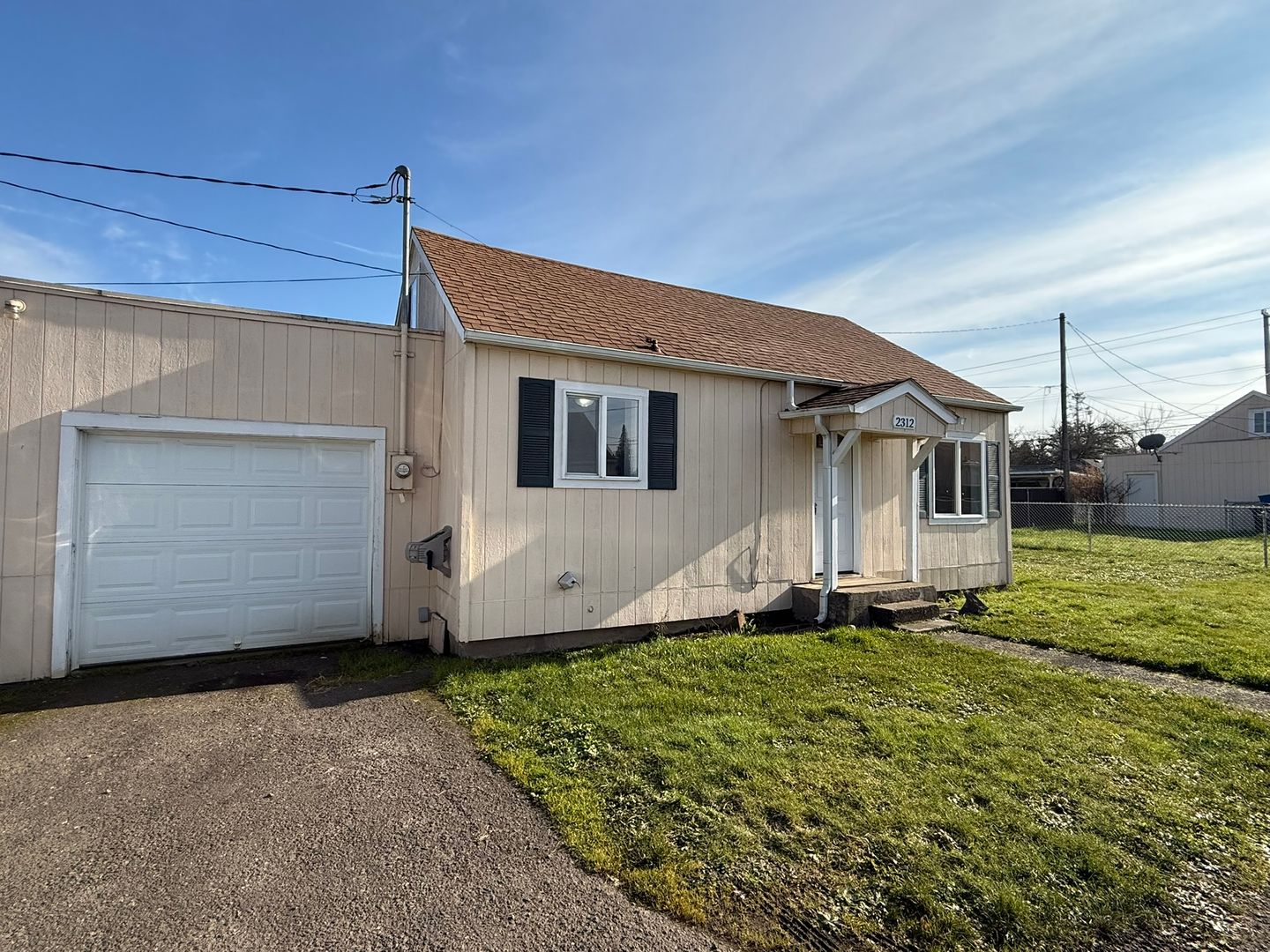 Springfield Apartment: 2306 J Street