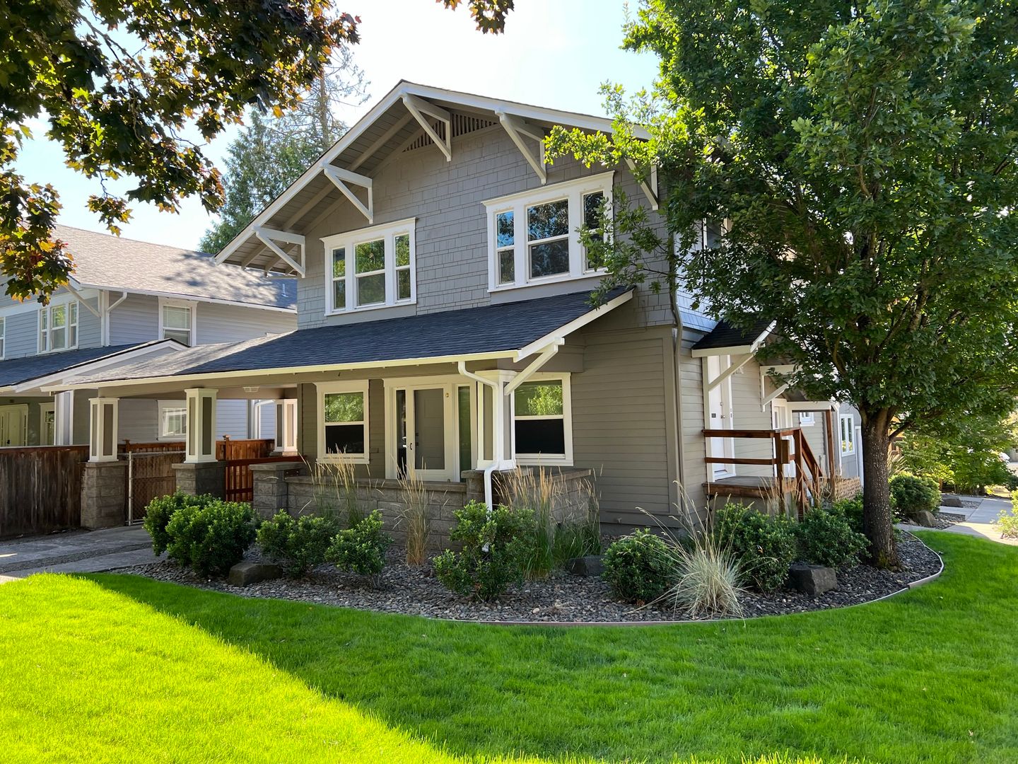 Eugene Apartment: 1908 Alder