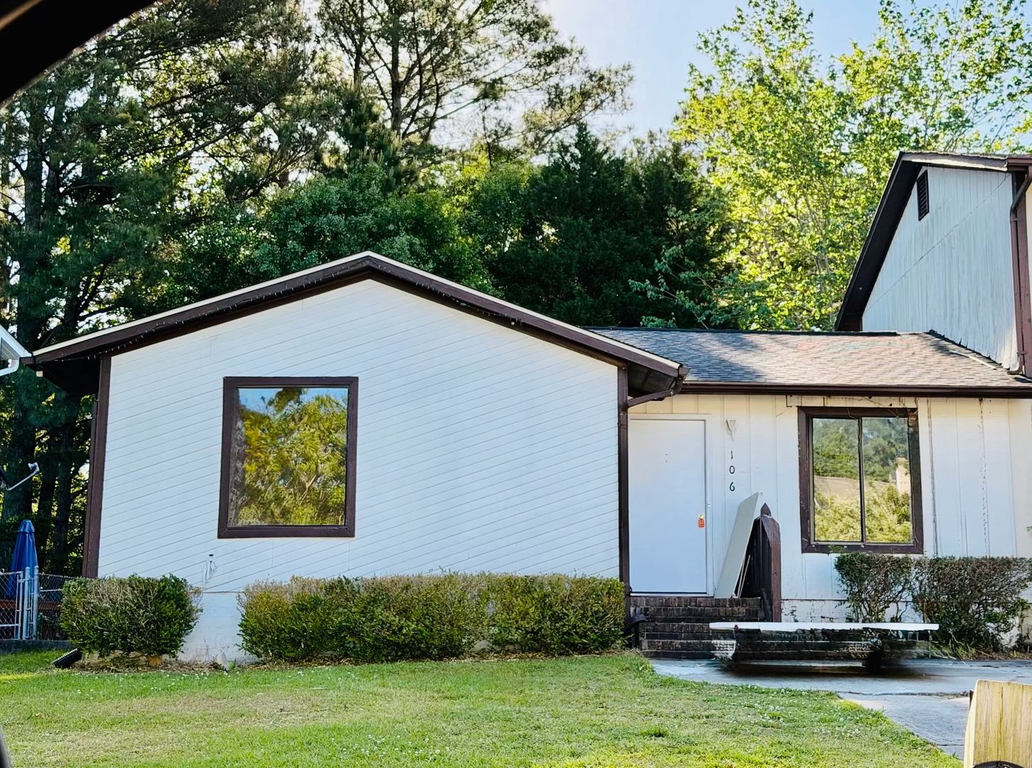 Jacksonville House: 106 Brenda Dr.