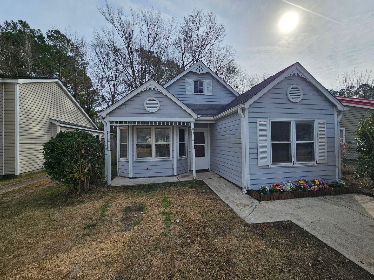 Jacksonville House: 112 Basswood Court