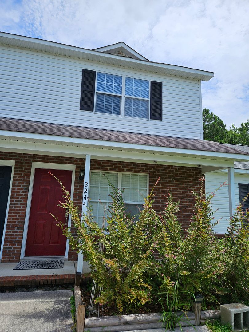 Jacksonville House: 2244 Brandymill Lane