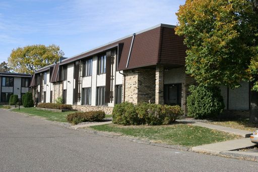 Cedar Court Apartments! A Humble Place to Call Home! – photo 1