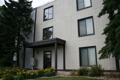 W & W Apartments!