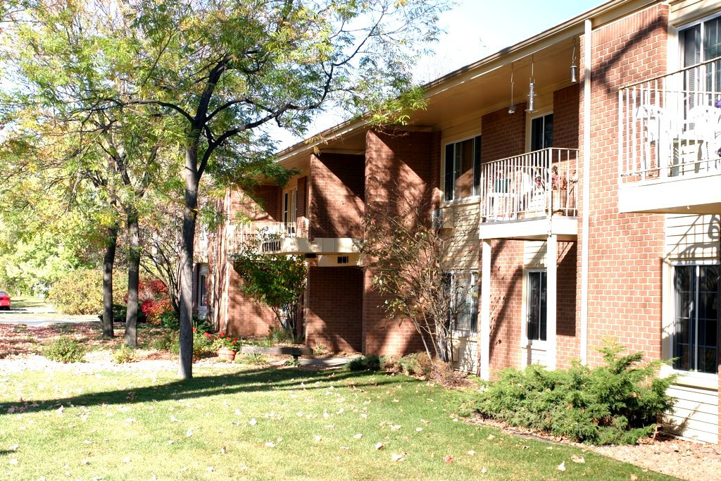 Bloomington Apartment: 10101 Lyndale Ave S