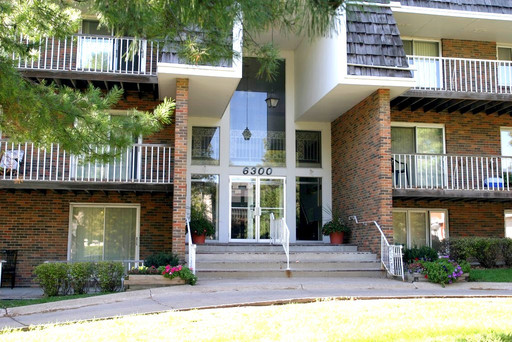 York Ave Apartments!