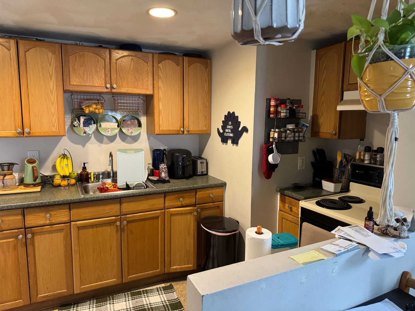 Pawtucket Apartment: 92 Bates Street