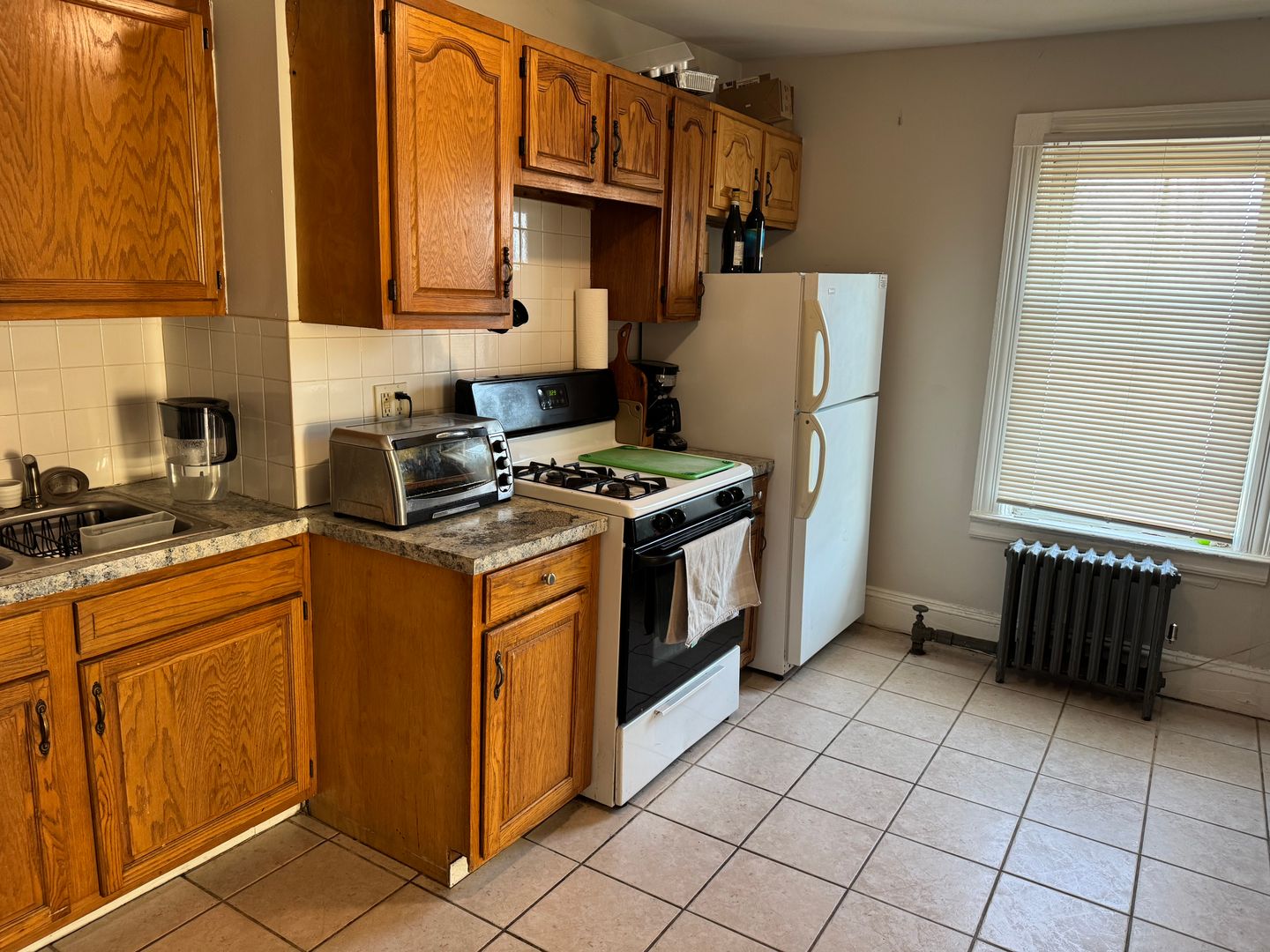 Pawtucket Apartment: 6 Lawton Street