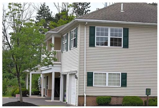 Spacious 1 Bedroom Upper with attached garage & private entrance plus much more. – photo 1