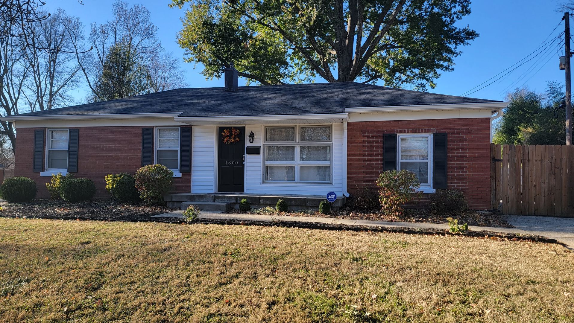 Louisville House: 1300 Whirlaway Dr