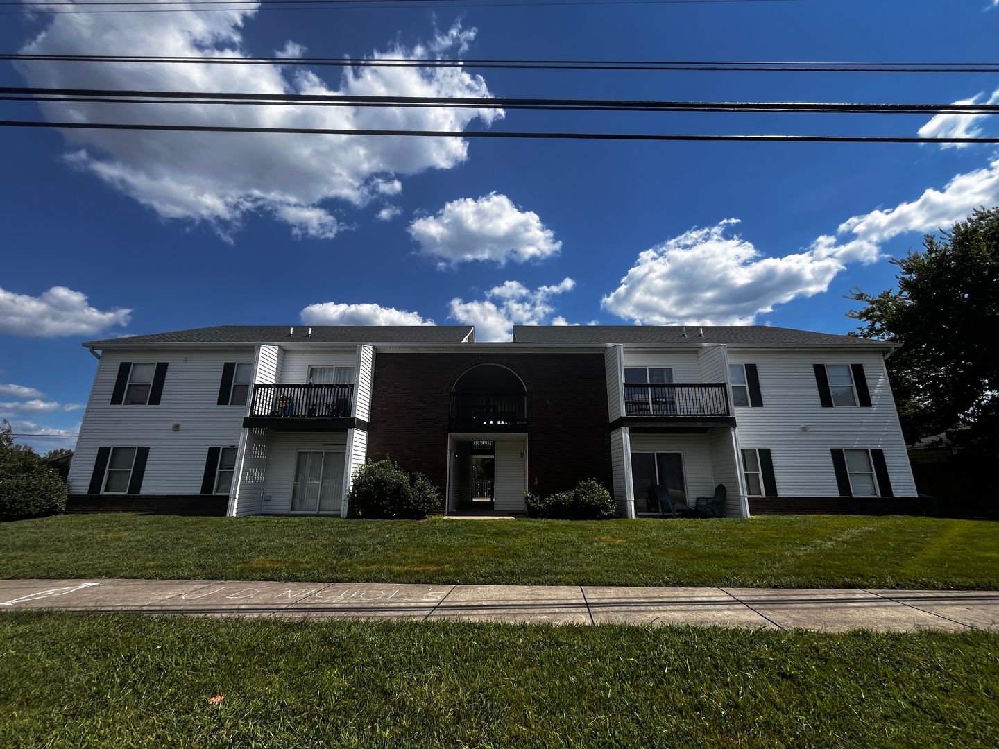 Louisville Apartment: 3600 Hillcross Dr