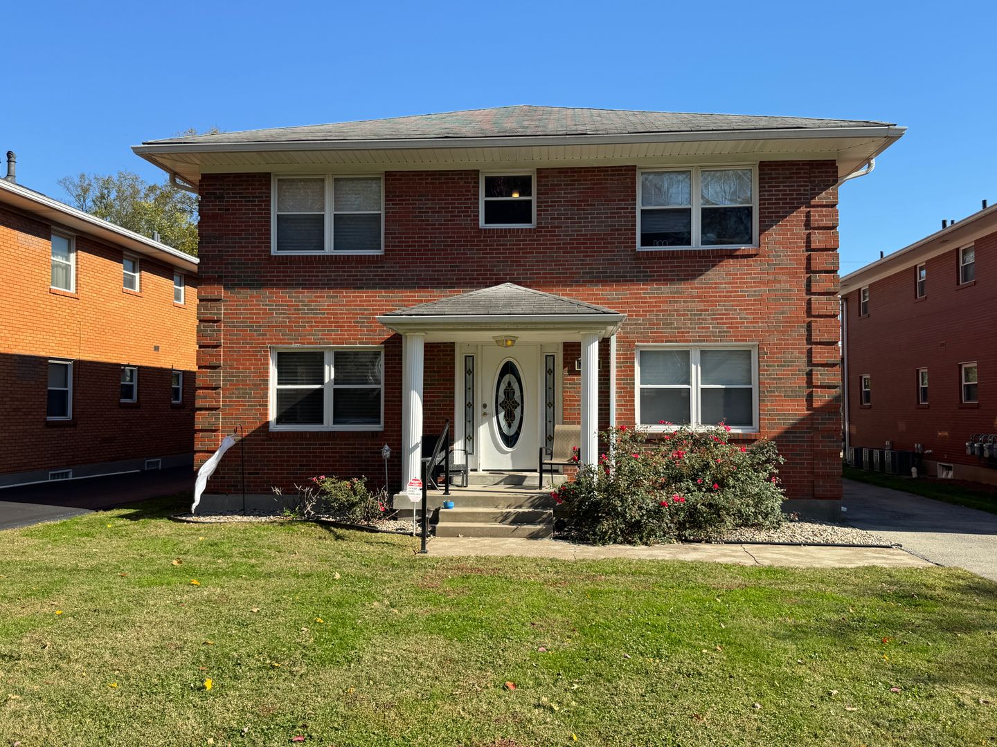 Louisville Apartment: 121 Mcarthur Dr