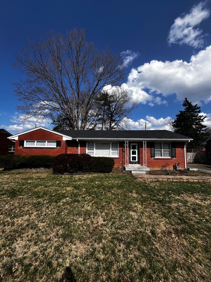 Louisville House: 4304 Statton Rd