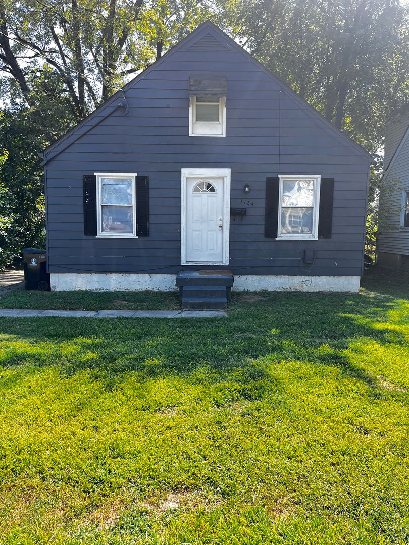 Louisville House: 1124 Carlisle Ave