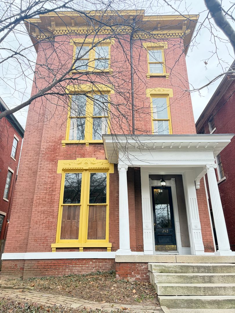 Louisville Apartment: 1242 S 2nd St