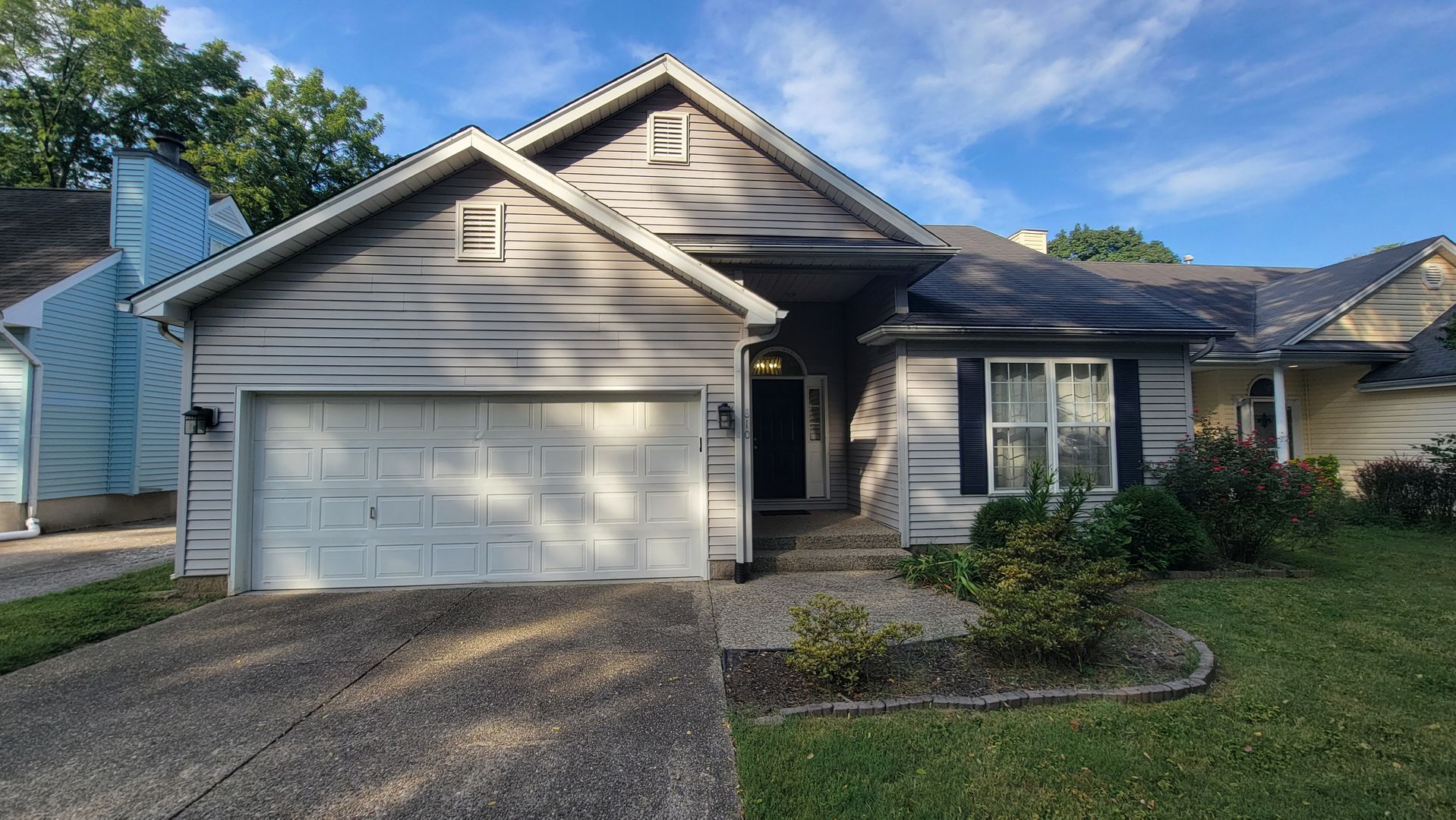 Louisville House: 810 Fountain Ave
