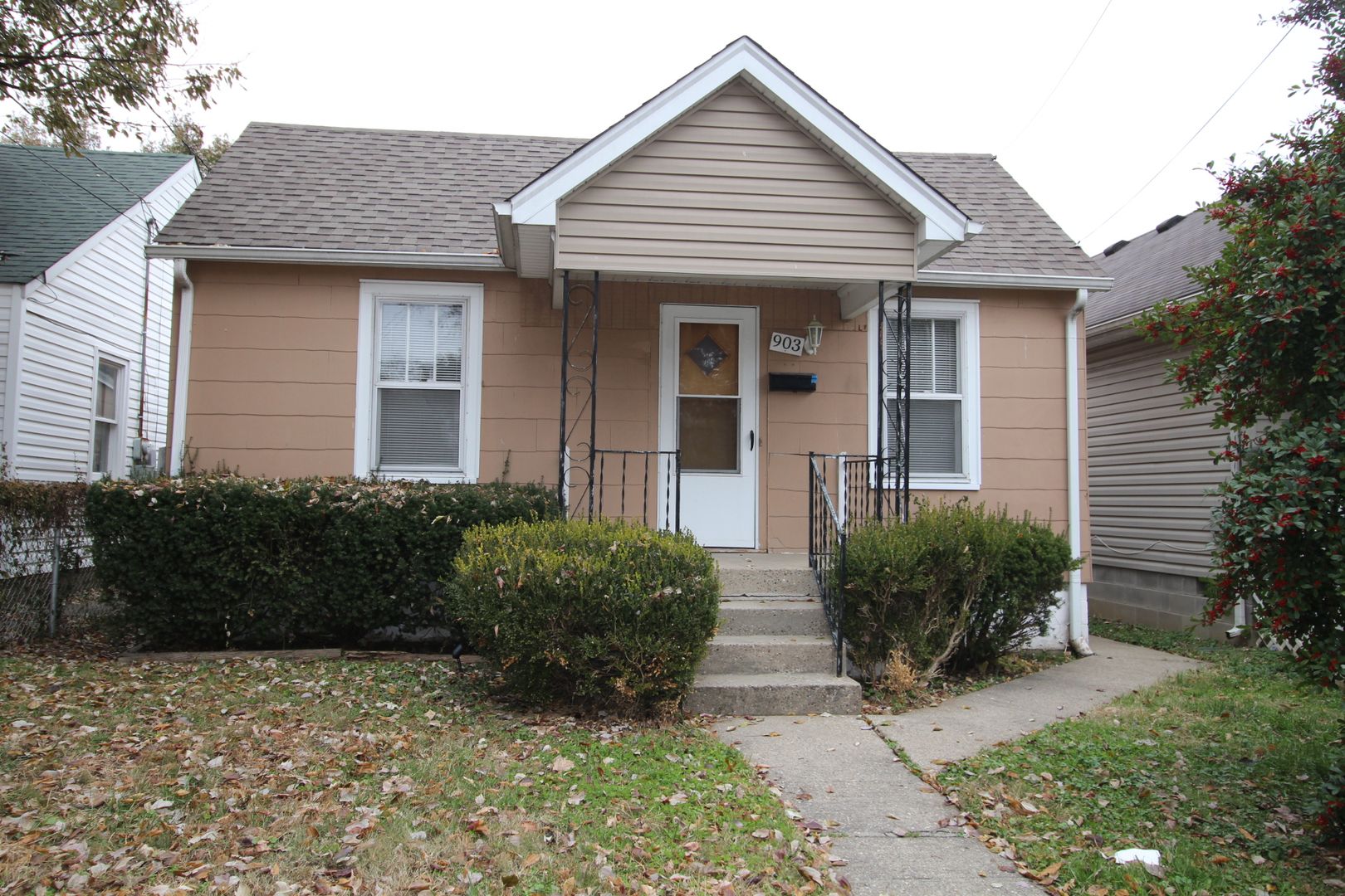 Louisville House: 903 Brentwood Ave