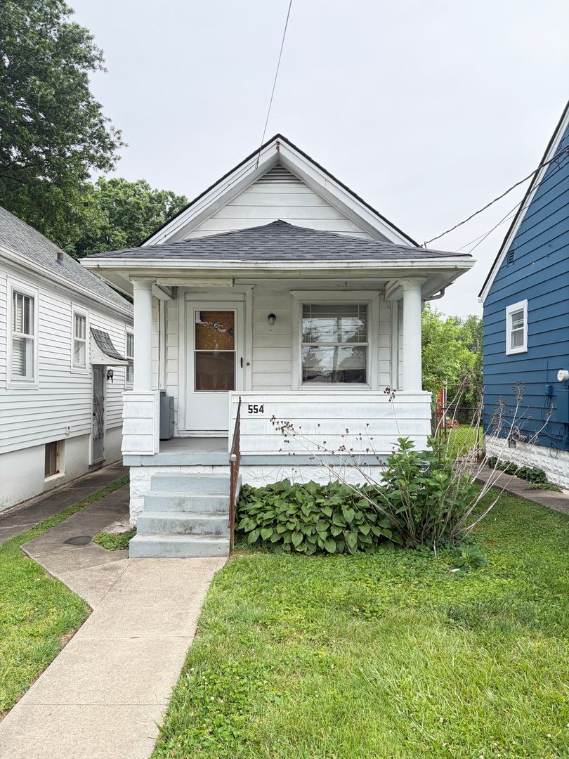 Louisville House: 554 Camden Ave