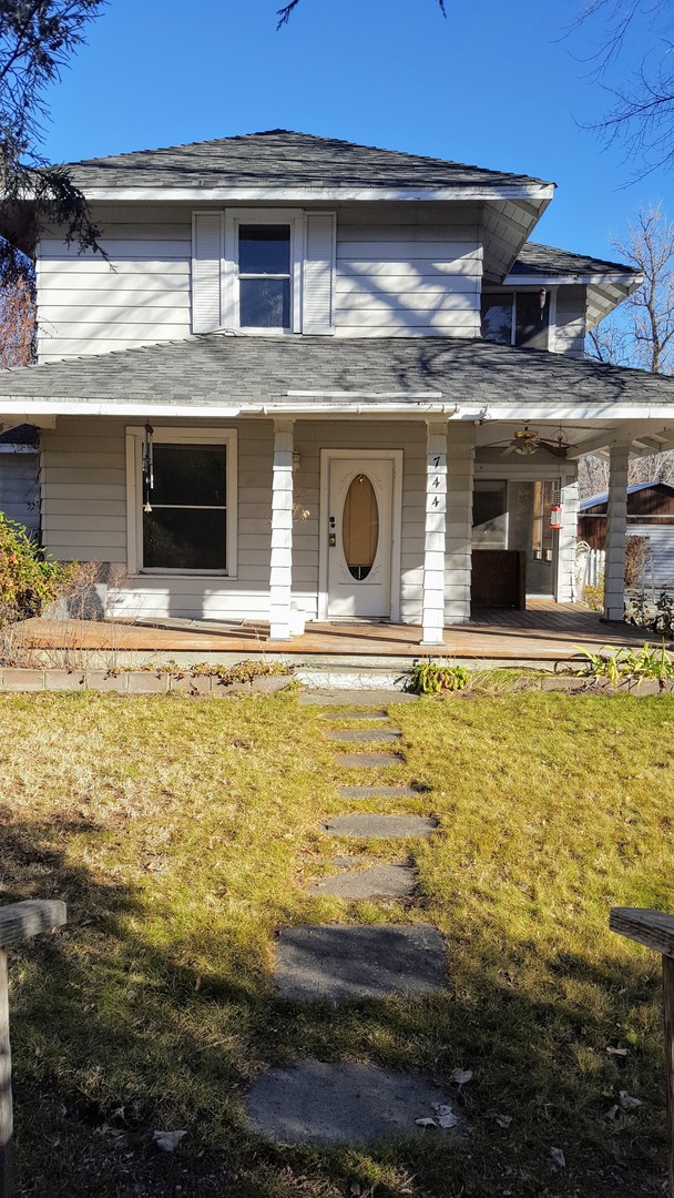 Bishop House: 744 Brockman Lane