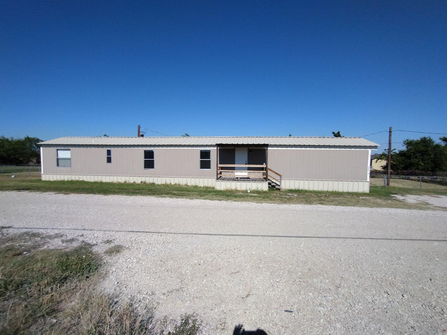 Azle House: 220 Baughman Hill Road #8