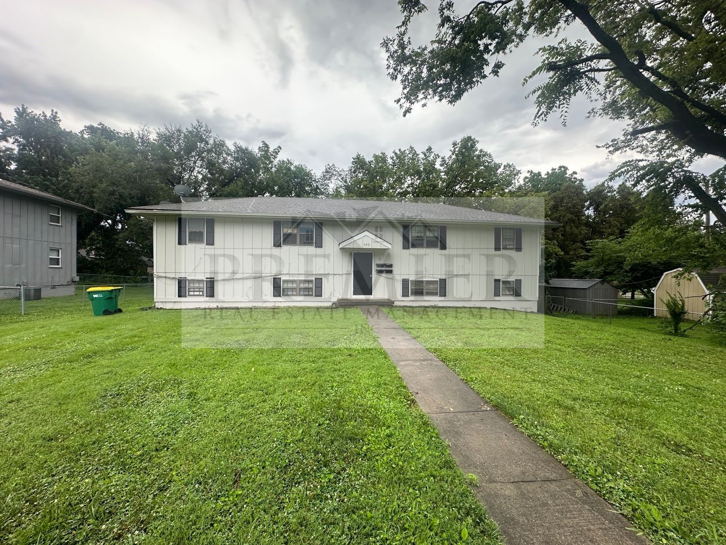 Bonner Springs Apartment: 240 W Kump Ave Unit C