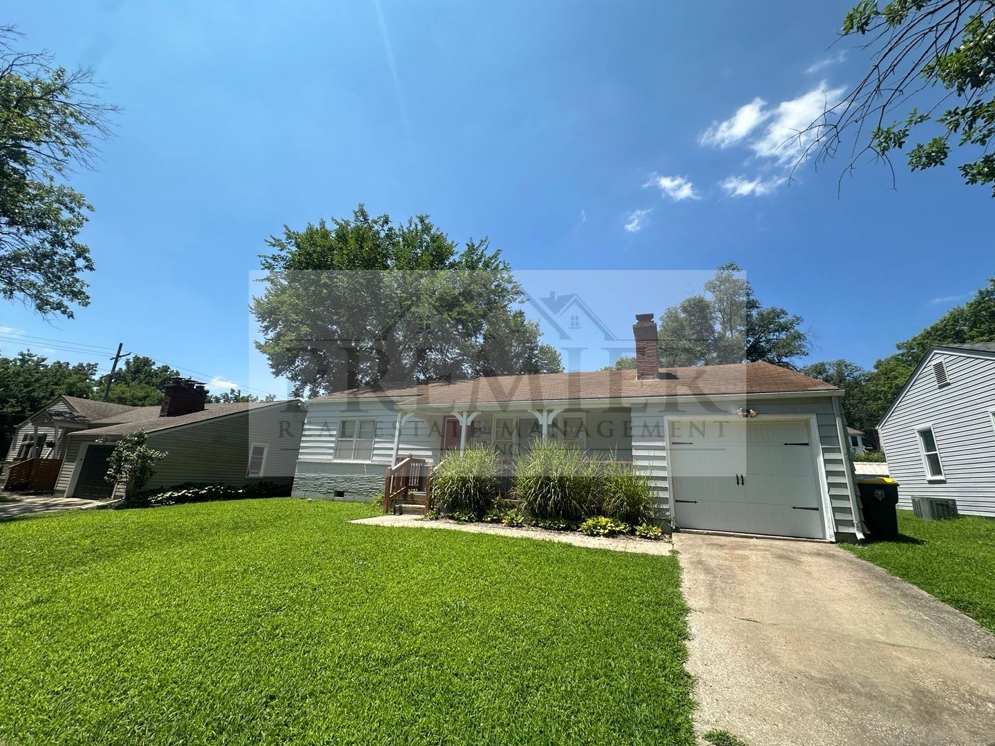 Kansas City House: 8422 Cherry Street
