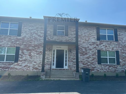 1 bed / 1 bath unit - 4 plex - Overland Park - Rent $1125- Ready to home - 9306 Reeder Unit 4 – photo 1