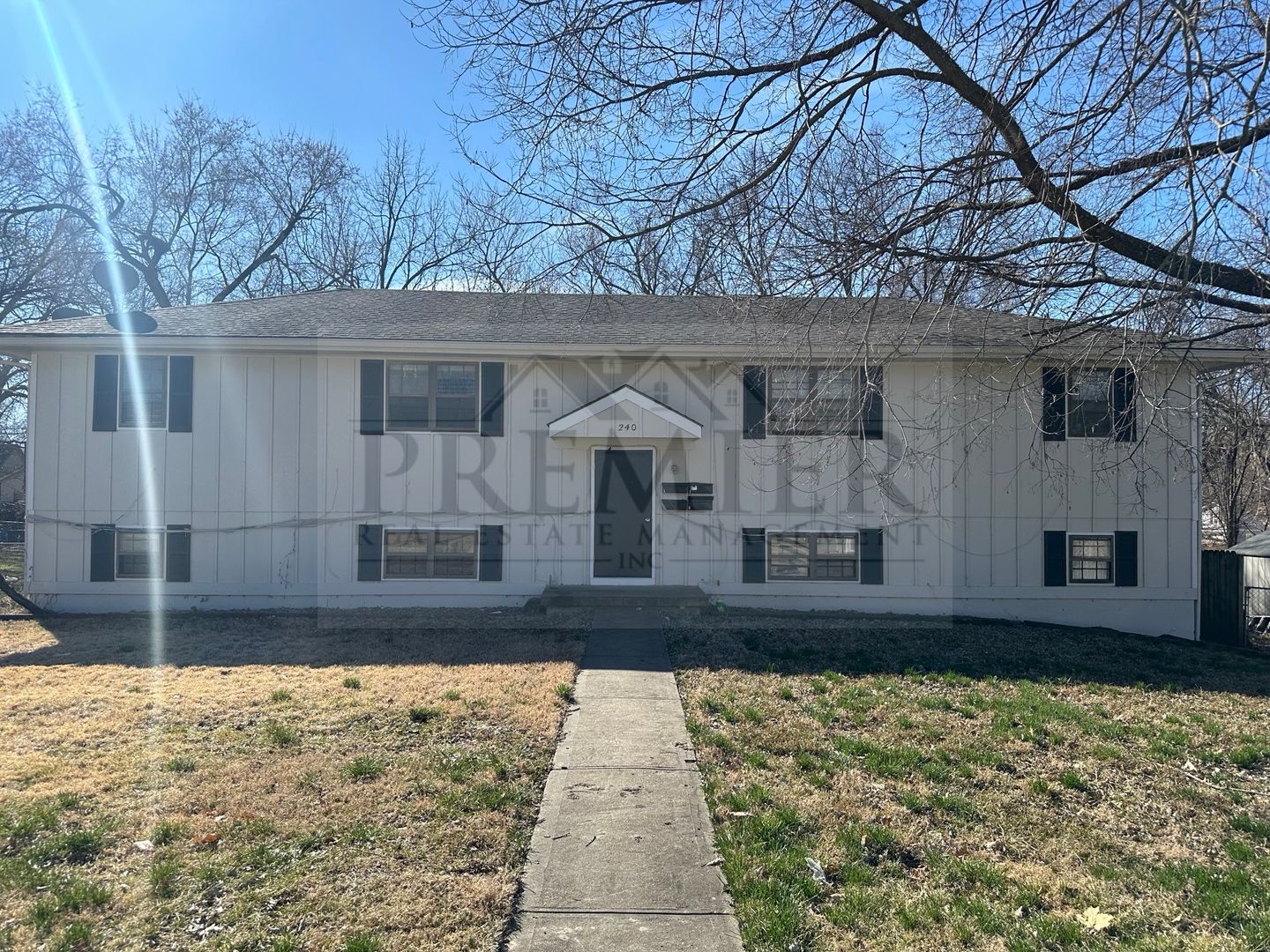 Bonner Springs Apartment: 240 W Kump Ave Unit D