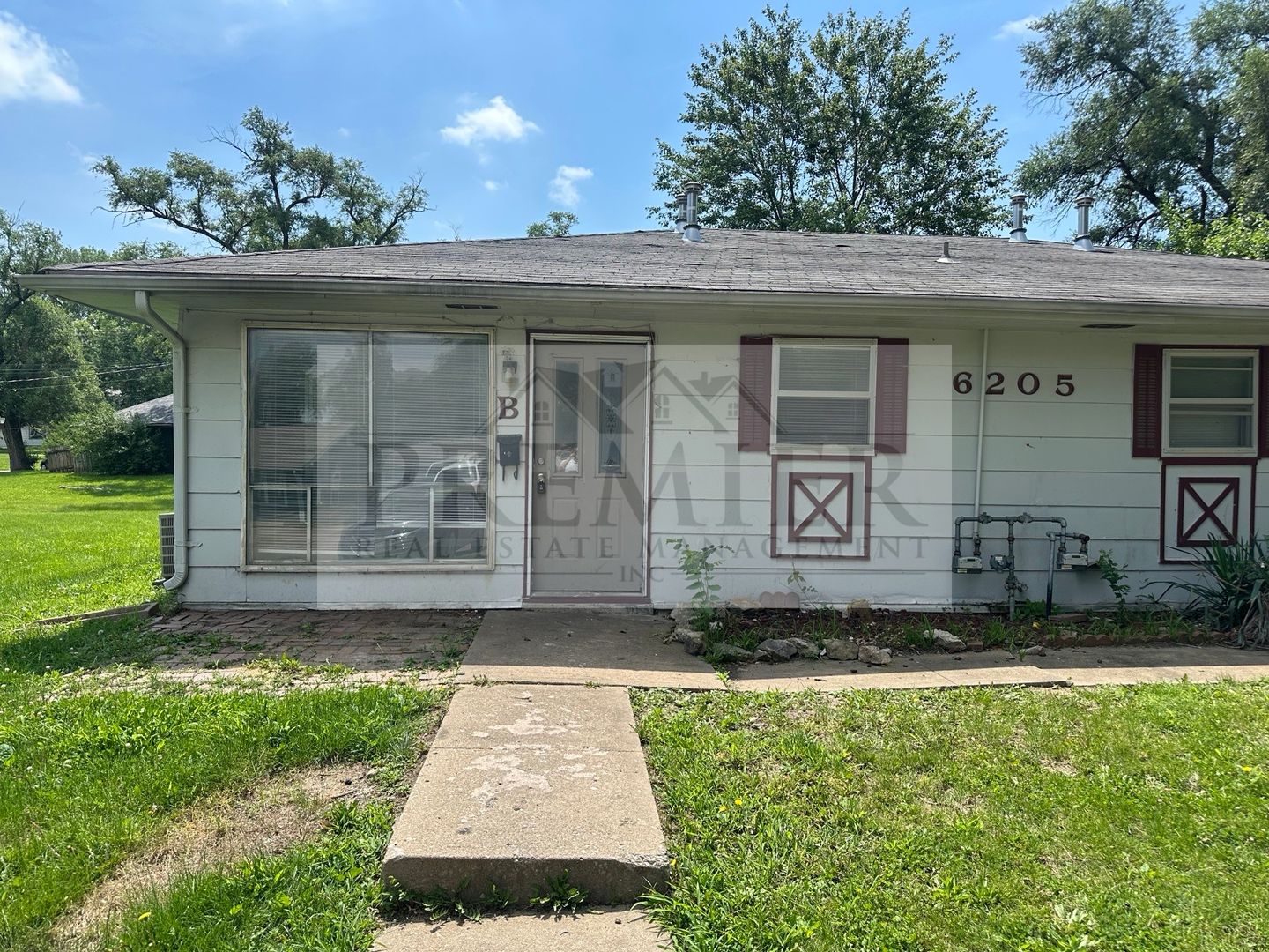 Grandview Multiplex: 6205 E 152nd Terrace - #B