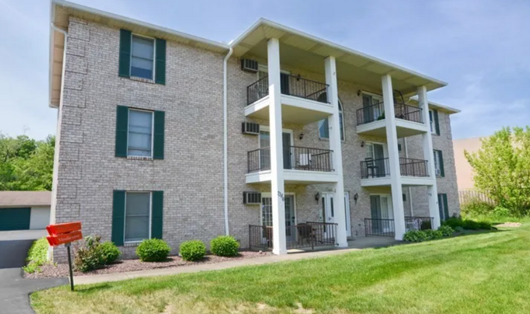 7386 Eisenhower Drive