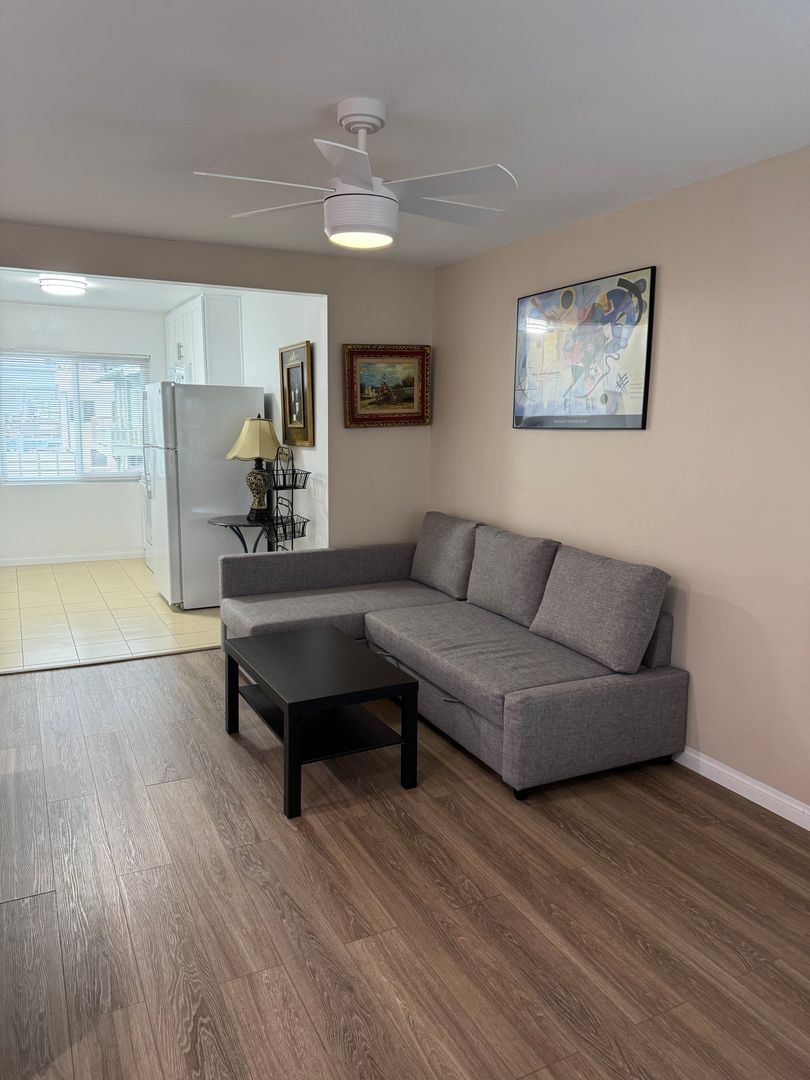 San Diego Apartment: 2920 1st Avenue