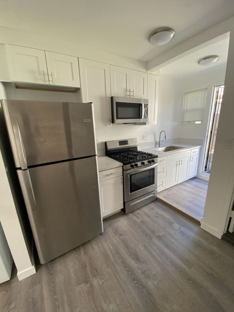 San Diego Apartment: 4530 - 4536 1/2 Ohio St