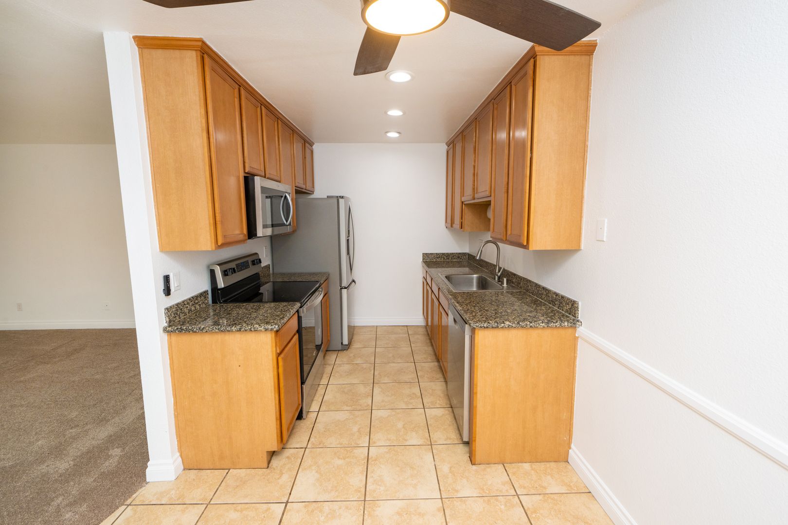 El Cajon Condo: 455 Ballantyne Street