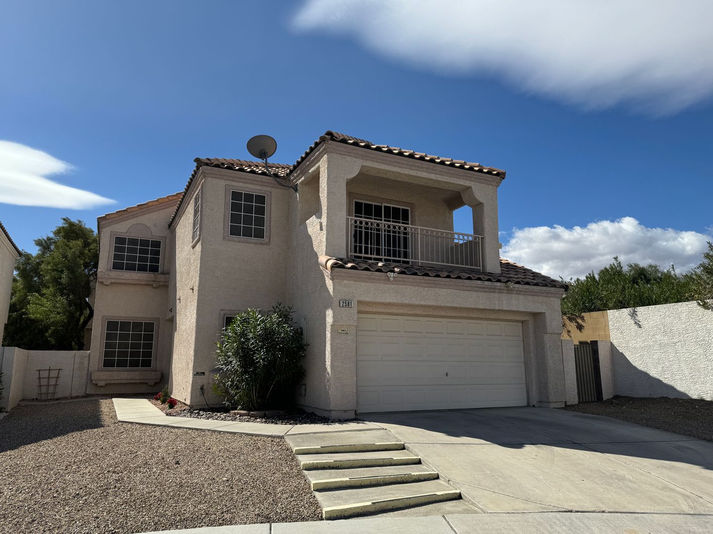Las Vegas House: 2581 Silver Shadow Dr