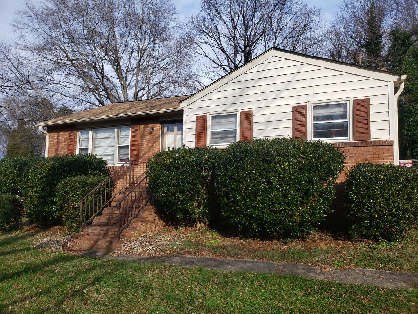 Winston-Salem House: 4753 Eastwin Dr