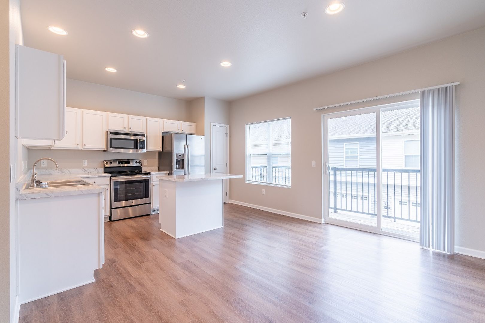 Johnston Townhome: 6813 Jack London DR