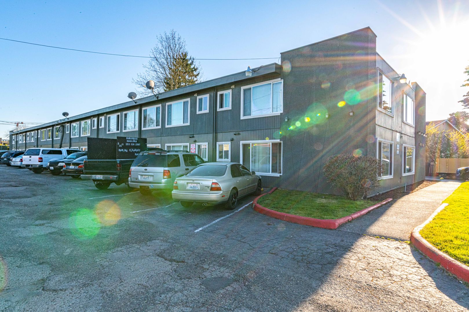 Auburn Apartment: 44 5th St NE